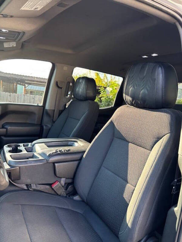 2020 Chevrolet Silverado 1500 Custom