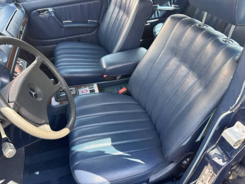 1983 Mercedes-Benz 300-Class 300 D