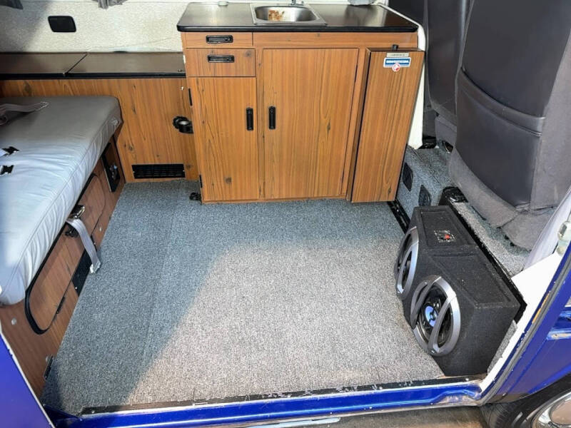 1977 Volkswagen Type 2