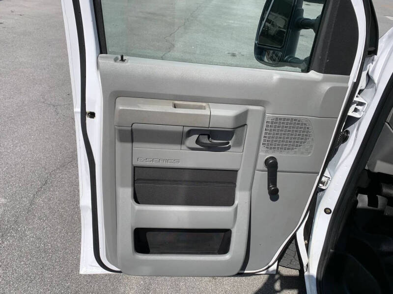 2018 Ford E-Series