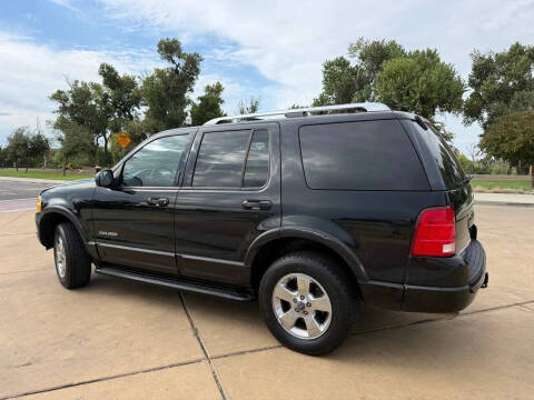 2004 Ford Explorer Limited