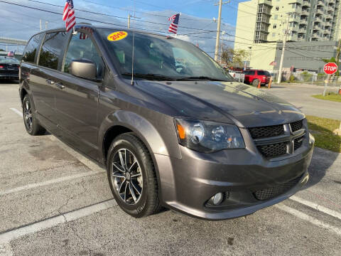 2018 Dodge Grand Caravan for sale at MIAMI AUTO LIQUIDATORS in Miami FL