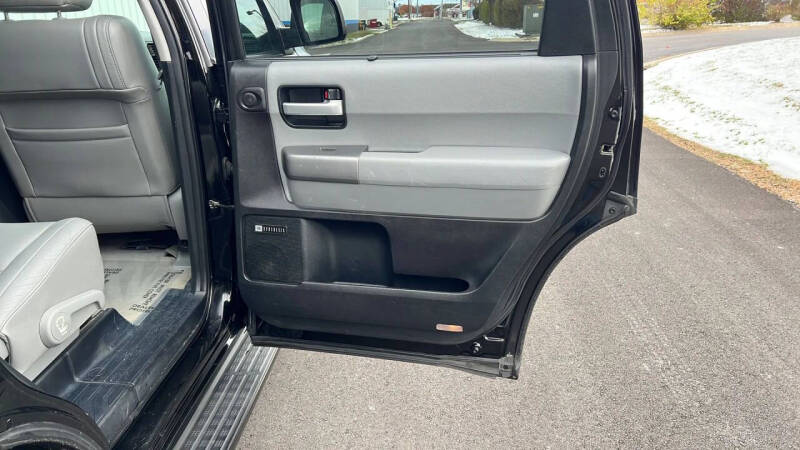 2010 Toyota Sequoia Limited