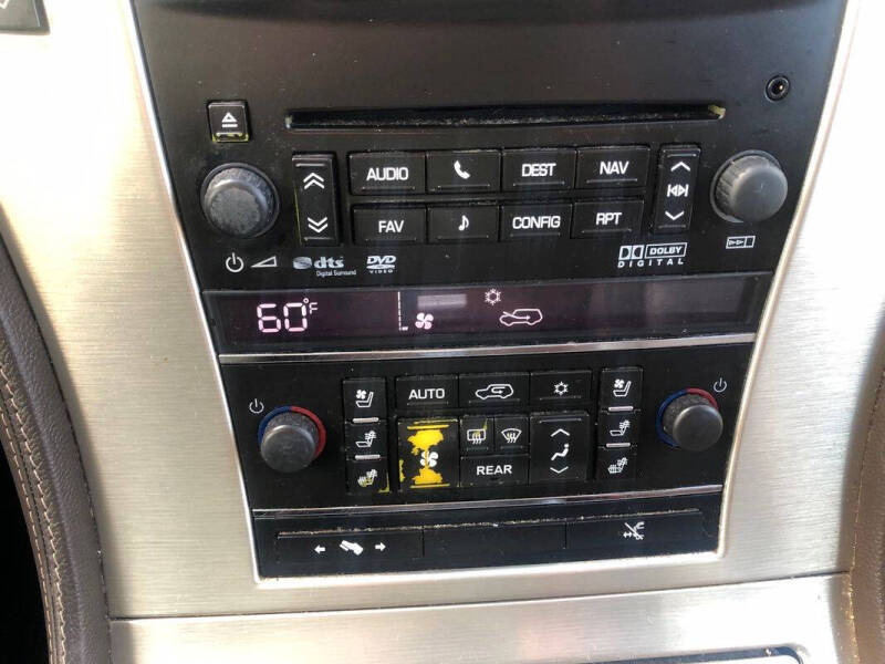 2013 Cadillac Escalade Platinum Edition