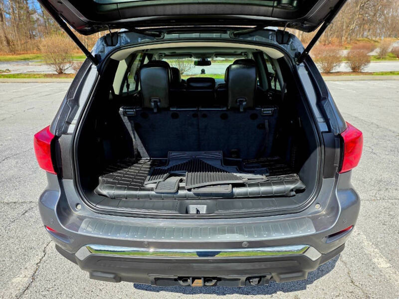 2018 Nissan Pathfinder Platinum