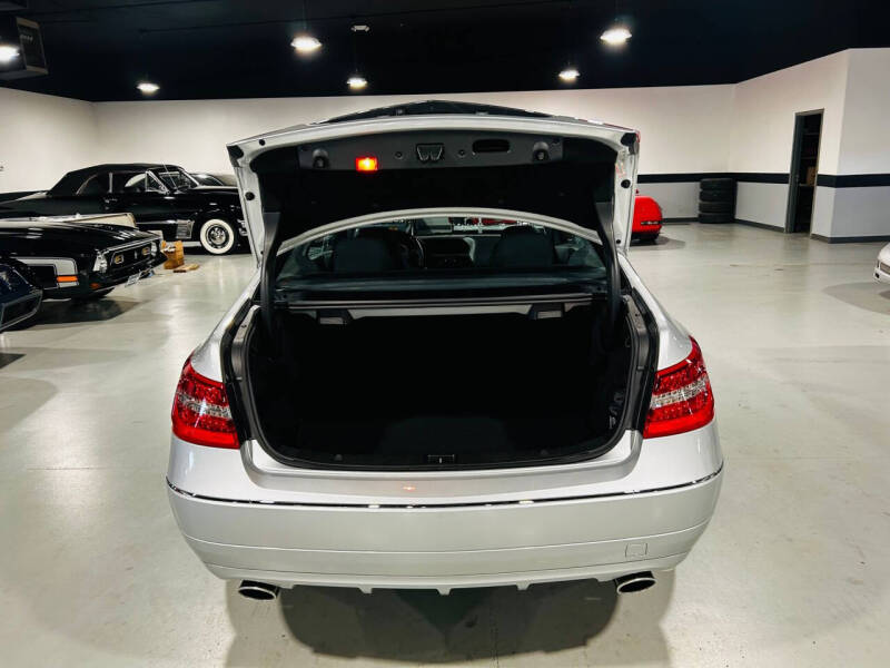 2011 Mercedes-Benz E350