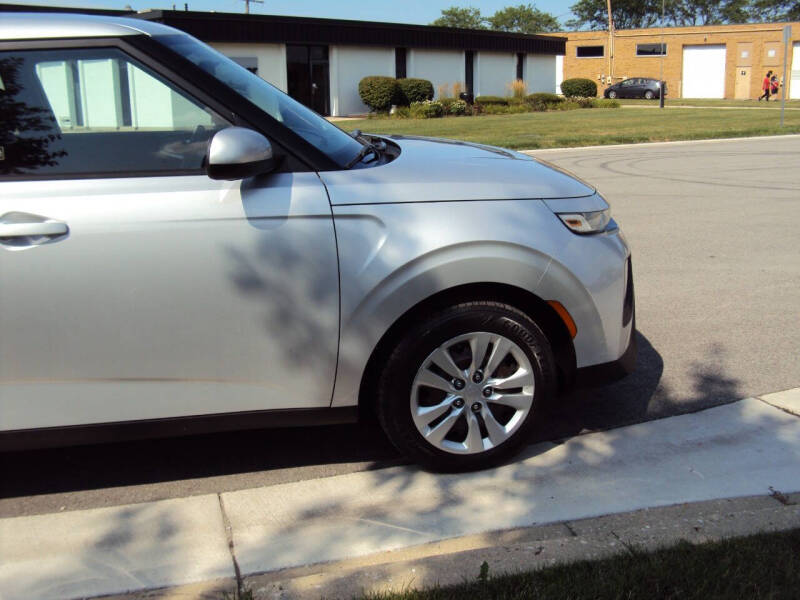 2020 Kia Soul LX photo 8