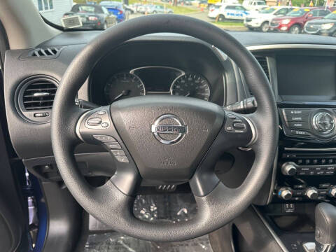 2018 Nissan Pathfinder S