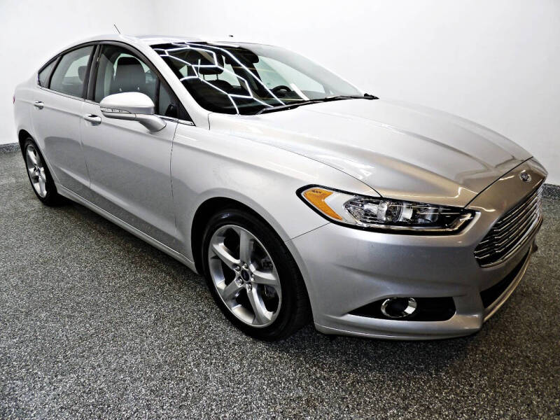 2015 Ford Fusion SE photo 3