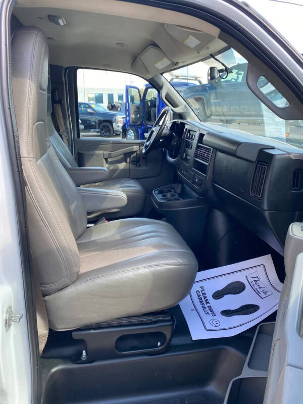 2018 Chevrolet Express 2500