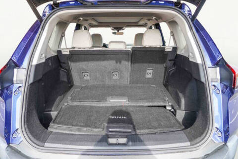 2022 Nissan Rogue SL