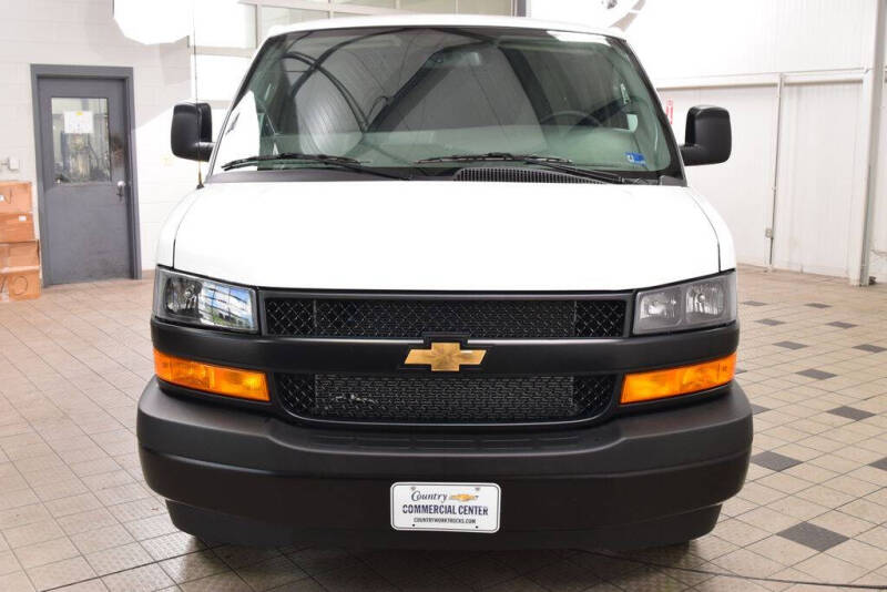 2026 Chevrolet Express 2500