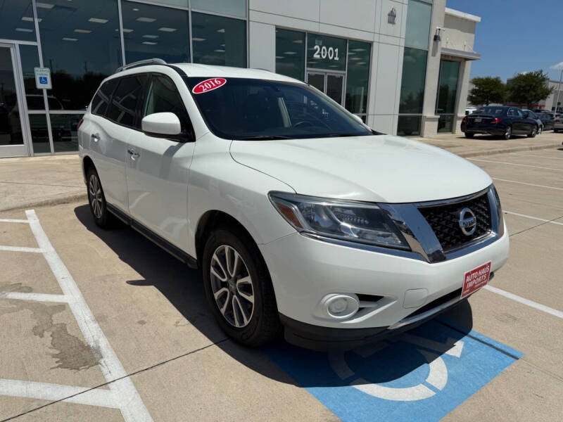 2016 Nissan Pathfinder SL