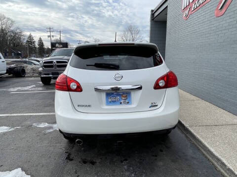2011 Nissan Rogue SV