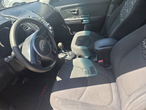 2011 Kia Soul +