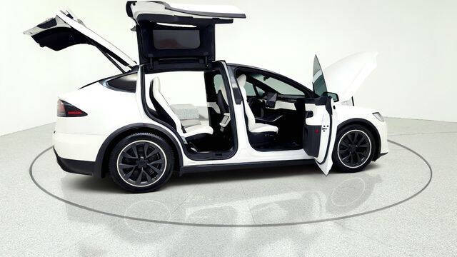 2022 Tesla Model X Plaid