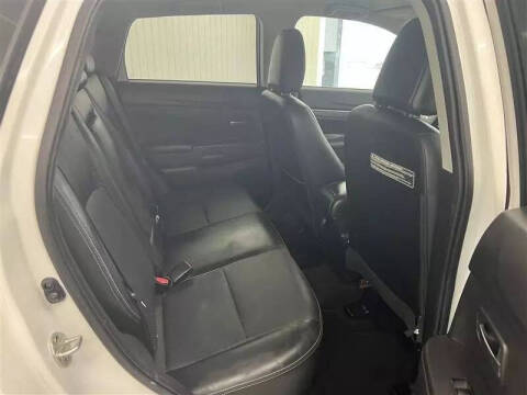 2015 Mitsubishi Outlander Sport SE