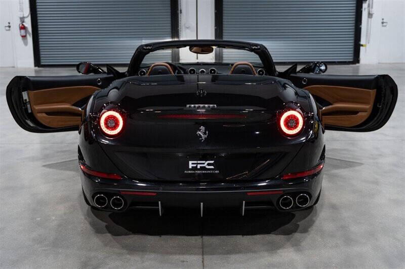 2015 Ferrari California T
