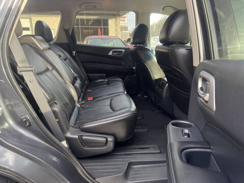 2013 Nissan Pathfinder SL