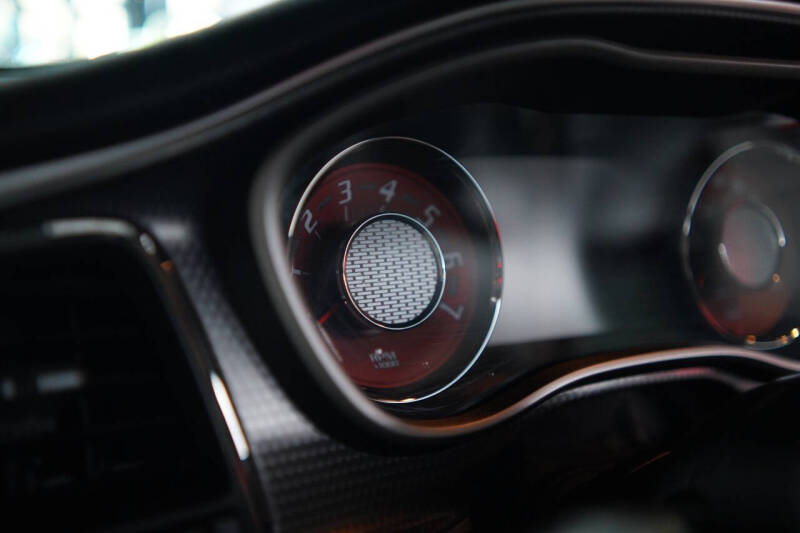 2015 Dodge Challenger SRT Hellcat
