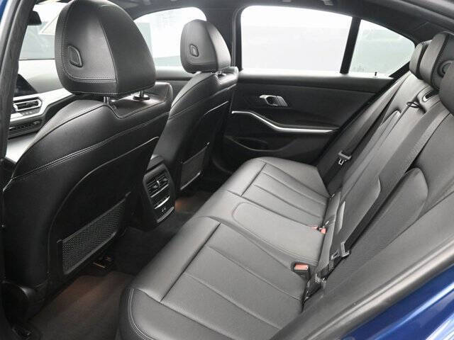 2022 BMW 3 Series 330i xDrive