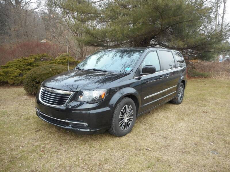 2014 Chrysler Town and Country for sale at Motion Motorcars in New Milford CT
