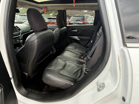 2017 Jeep Cherokee Overland