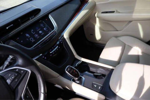 2017 Cadillac XT5 Premium Luxury