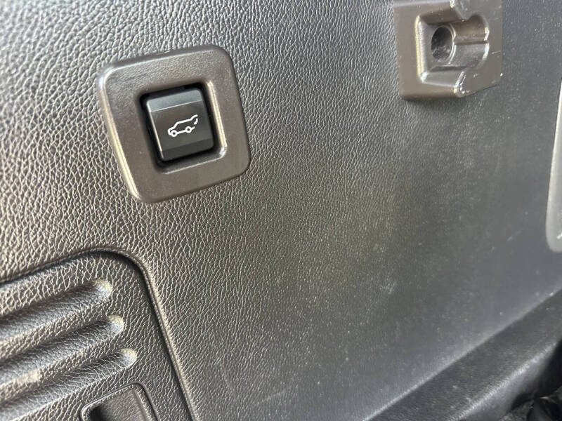 2014 Lincoln Navigator L