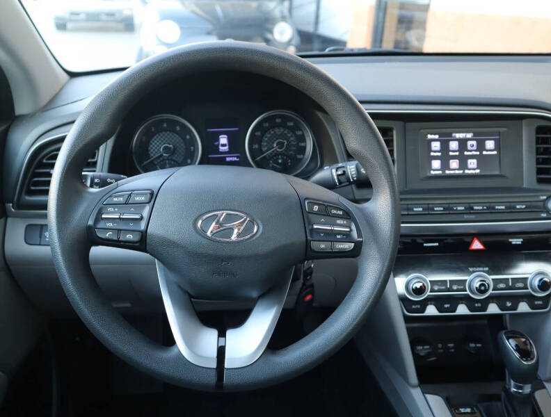 2020 Hyundai Elantra SE