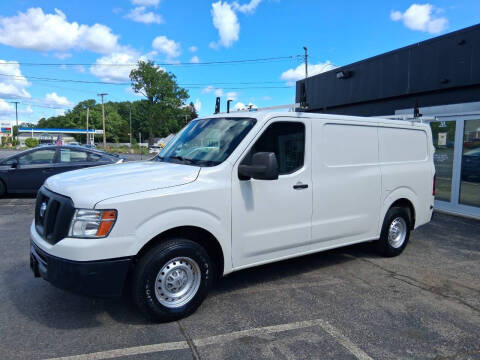 2019 Nissan NV 2500 HD SL