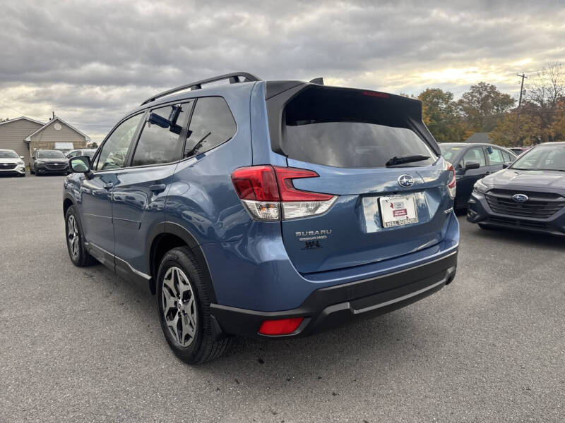 2024 Subaru Forester Premium