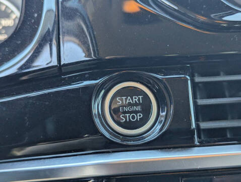 2023 Nissan Pathfinder SV