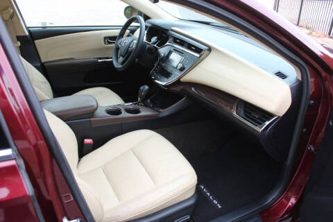 2013 Toyota Avalon XLE Premium