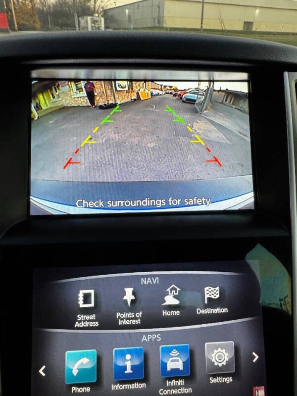 2015 Infiniti Q50 Premium