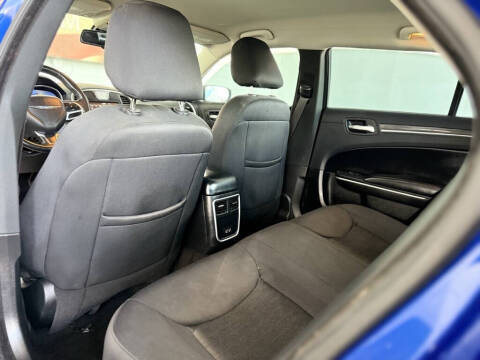 2020 Chrysler 300 Touring