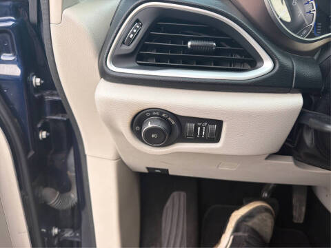 2018 Chrysler Pacifica Touring L