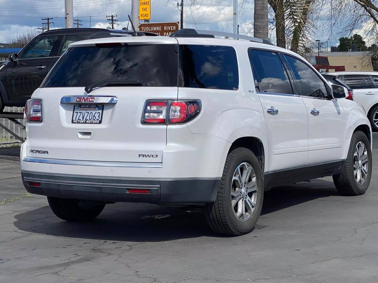 2016 GMC Acadia for sale at Victory Motors Inc in Modesto, CA