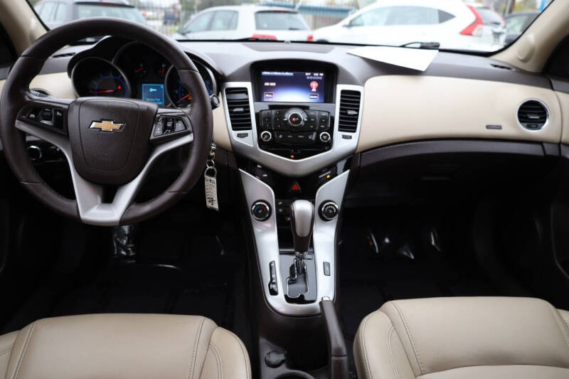 2015 Chevrolet Cruze 2LT Auto