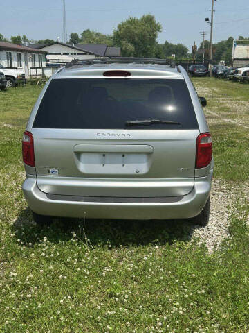 2005 Dodge Caravan SXT