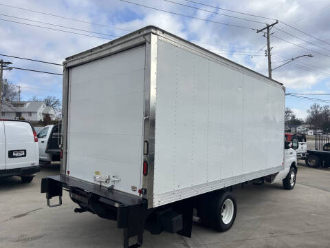 2017 Ford E-Series E-350 SD