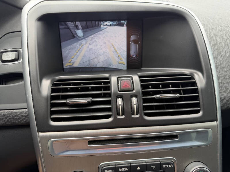 2013 Volvo XC60 3.2 Platinum