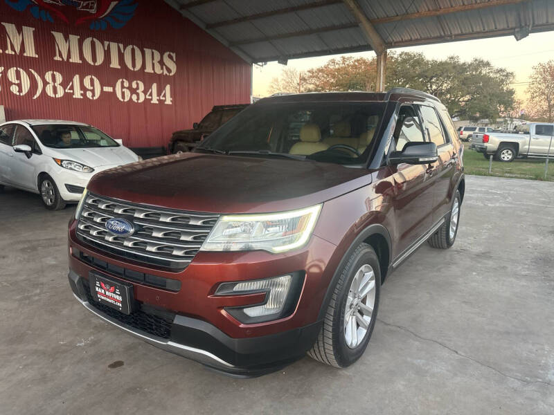 2016 Ford Explorer XLT's photo