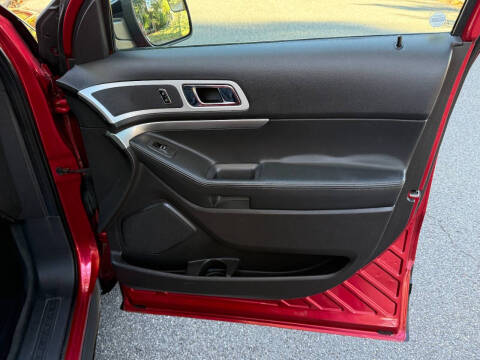 2011 Ford Explorer XLT