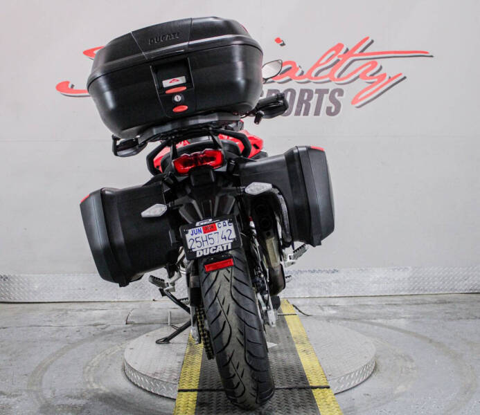 2021 Ducati Multistrada 950 S Spoked Wheel