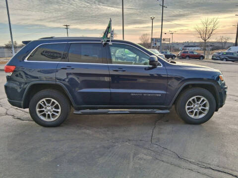 2018 Jeep Grand Cherokee Laredo E