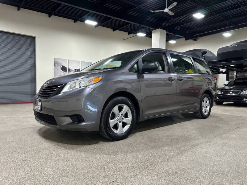 2012 Toyota Sienna