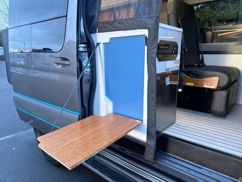 2024 Mercedes-Benz Sprinter