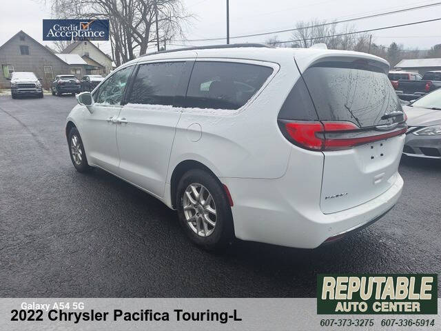 2022 Chrysler Pacifica Touring L