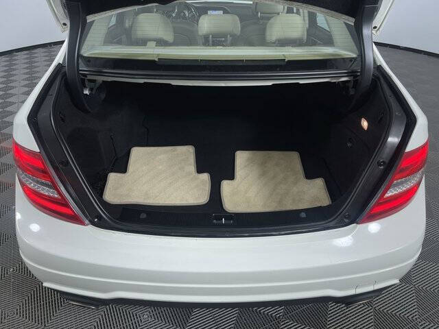 2012 Mercedes-Benz C-Class C 300 Luxury 4MATIC